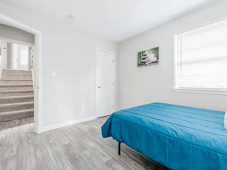 Garfield Way SE — Photo 3