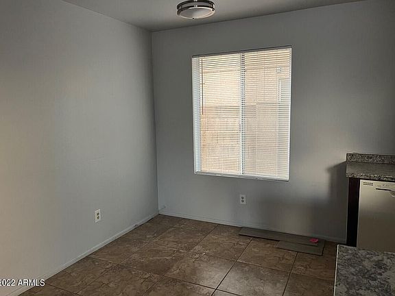 2nd image of 840 N Revere #102