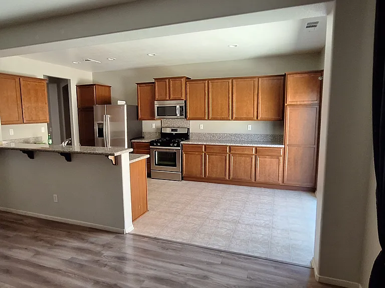 3125 Erica Ave — Photo 15