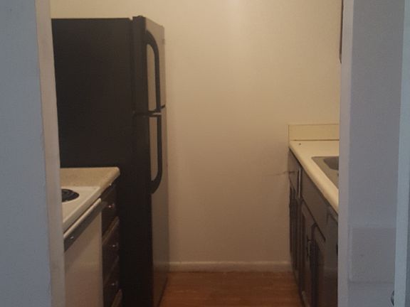 5th image of 1419 Colony Park Dr APT 16