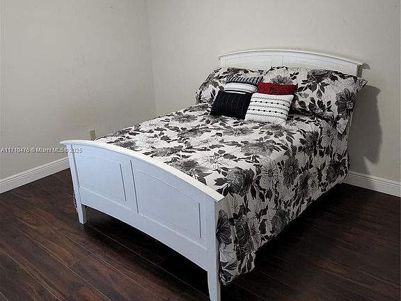 5th image of 885 NW 81st Way #1