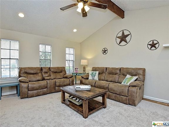 4th image of 607 Live Oak Dr