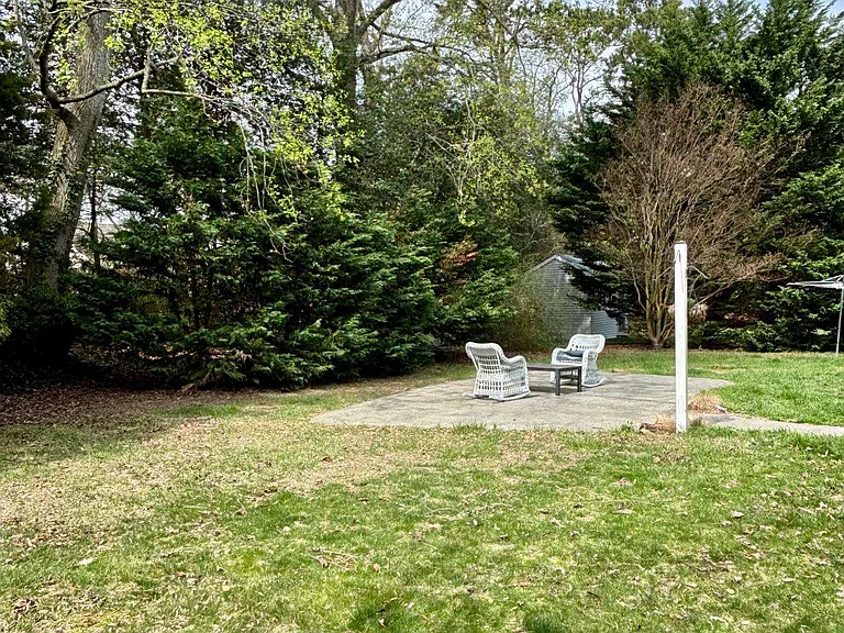 16 Colgate Dr — Photo 24