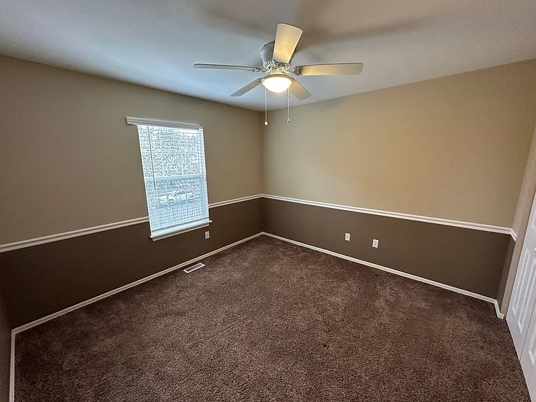 2061 Palisade Blvd — Photo 7