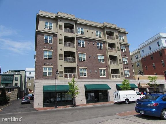 Bay House-B Building (15 Middle Street)