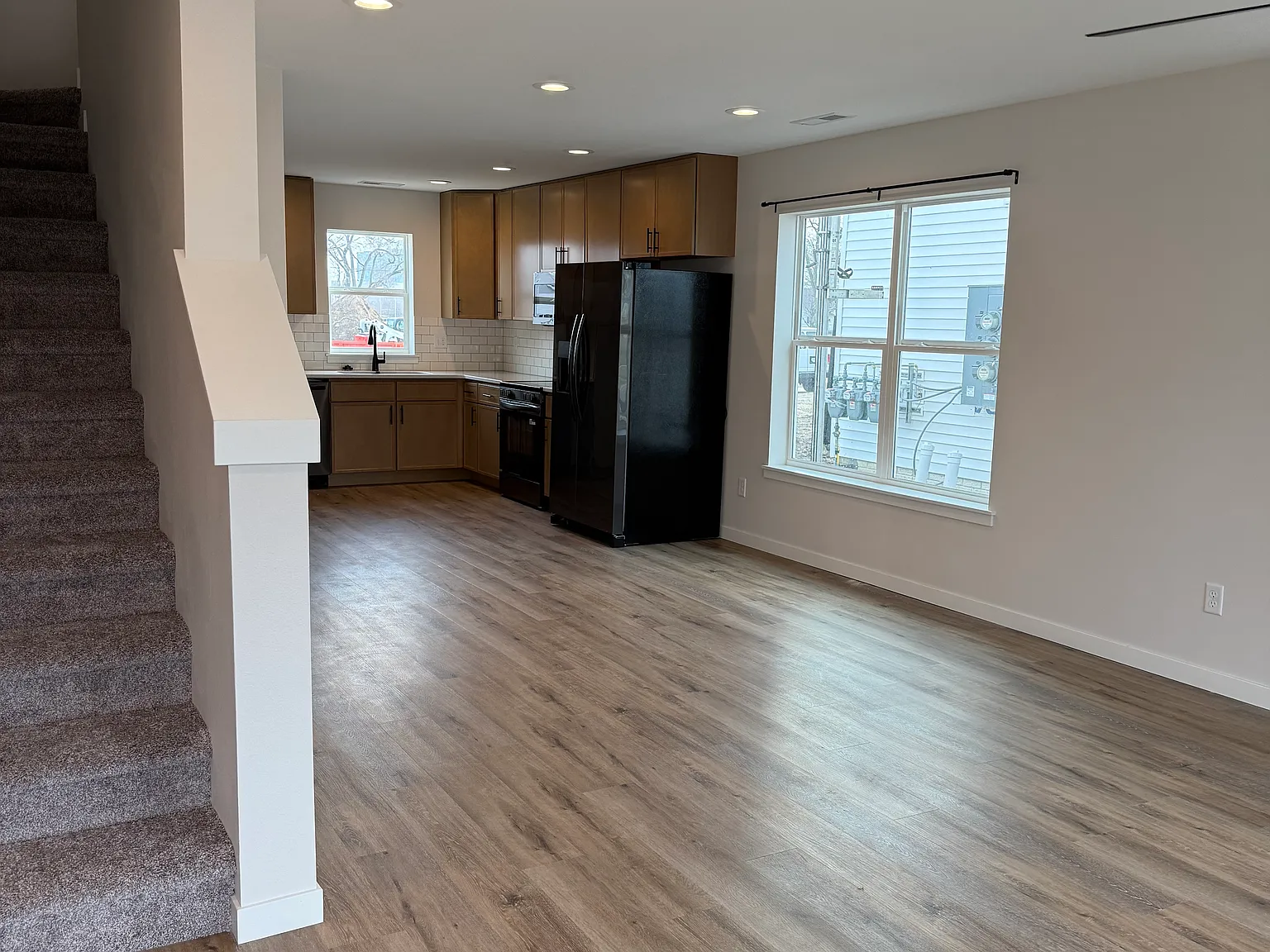 Ellis Park Townhomes — Photo 2