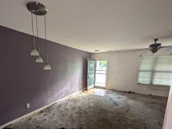 4th image of 205 Seabert Rd. #205