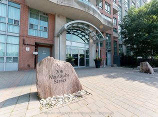 200 Manitoba St #333, Toronto, ON M8Y3Y9