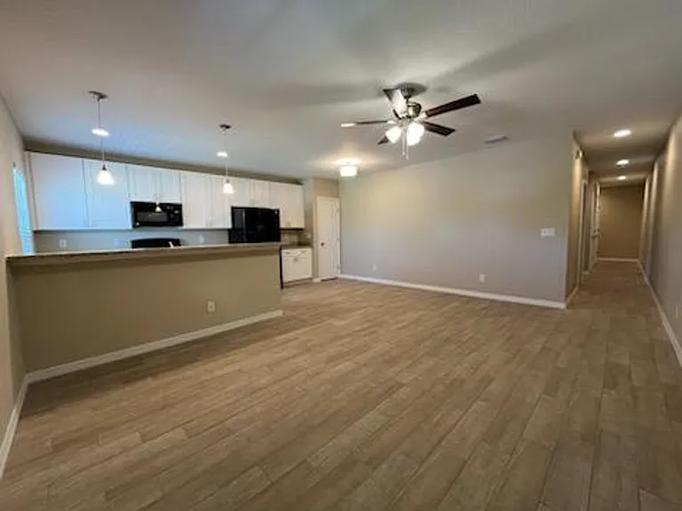 1404 S Parsons Ave #A — Photo 2