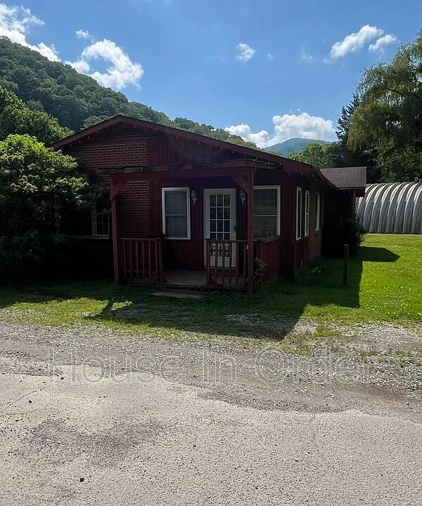 54 Cottage Dr #A