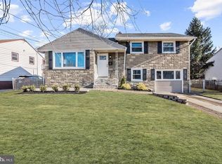1712 40th St, Pennsauken, NJ 08110