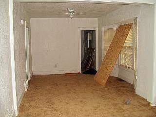 2nd image of 1124 Rowland Ave