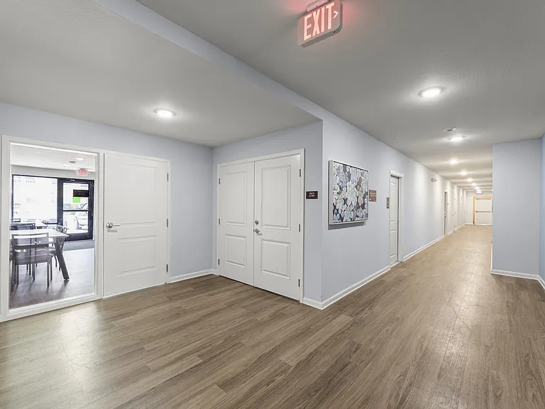 Cordova Apartments — Photo 4