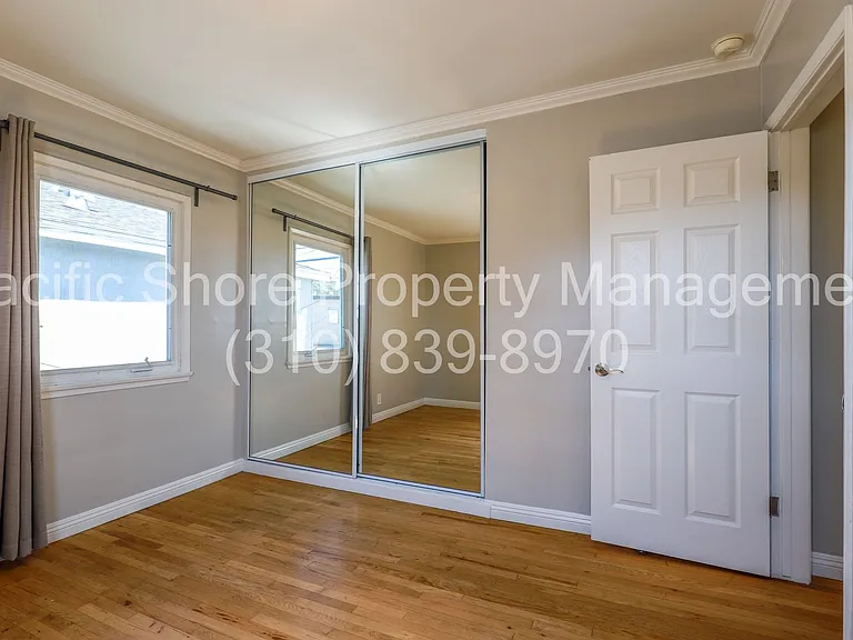 Nebraska Apartments — Photo 13