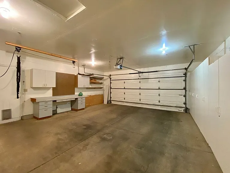 1633 San Vicente Ave — Photo 24