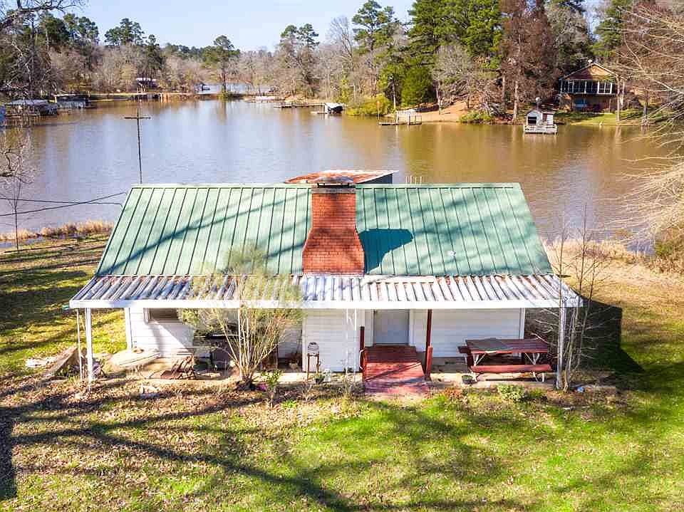 1st image of 19861 Southside Cir