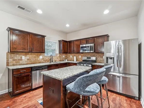 60 Silver Willow Ct, Covington, GA 30016