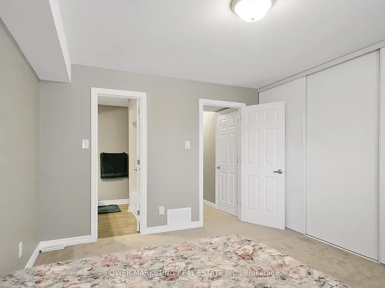 45 Waterbridge Dr — Photo 32