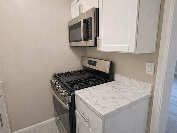 2nd image of 44 49th St SE APT A1