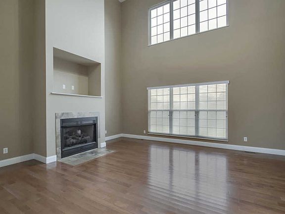 3rd image of 205 Cheyenne Blvd