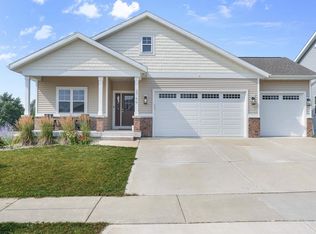 2766 Bomani Dr, Sun Prairie, WI 53590