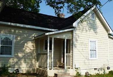 2nd image of 8212 Malone St
