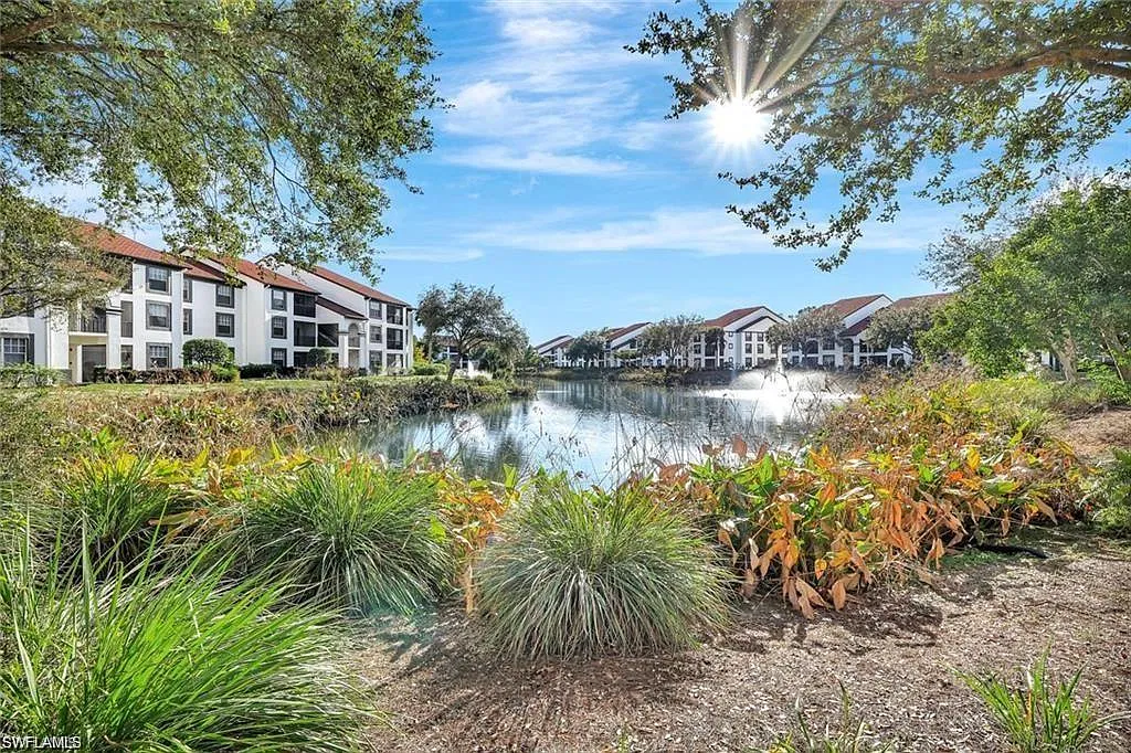 1 bed, 1.0 bath, 945 sqft, $1,450 — Photo 4