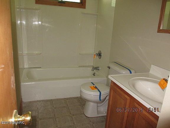 4th image of 4132 Madison Ave SE