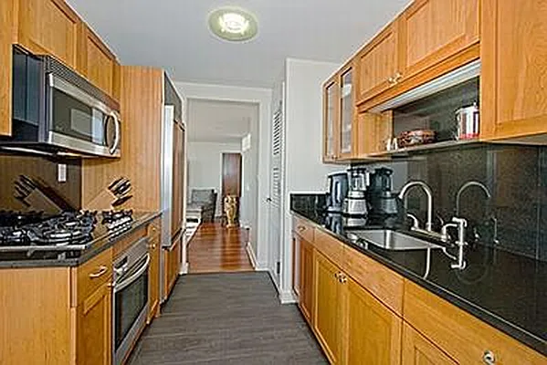 Rented by Evans Real Estate | media 19