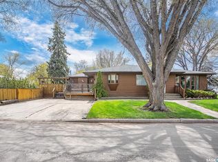 444 Q Ave N, Saskatoon, SK S7L2Y1