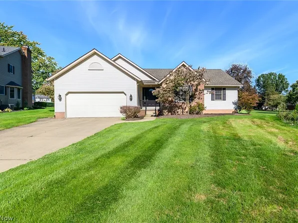 3740 Greenock Dr, Uniontown, OH 44685