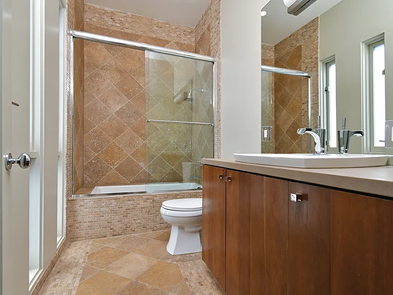 744 Marine St — Photo 44