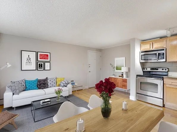 Lincoln Park Apartments