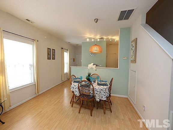 4th image of 149 Woodson Dr