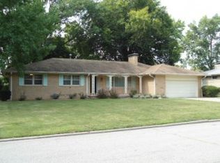 19 Allen Bend Dr, Decatur, IL 62521