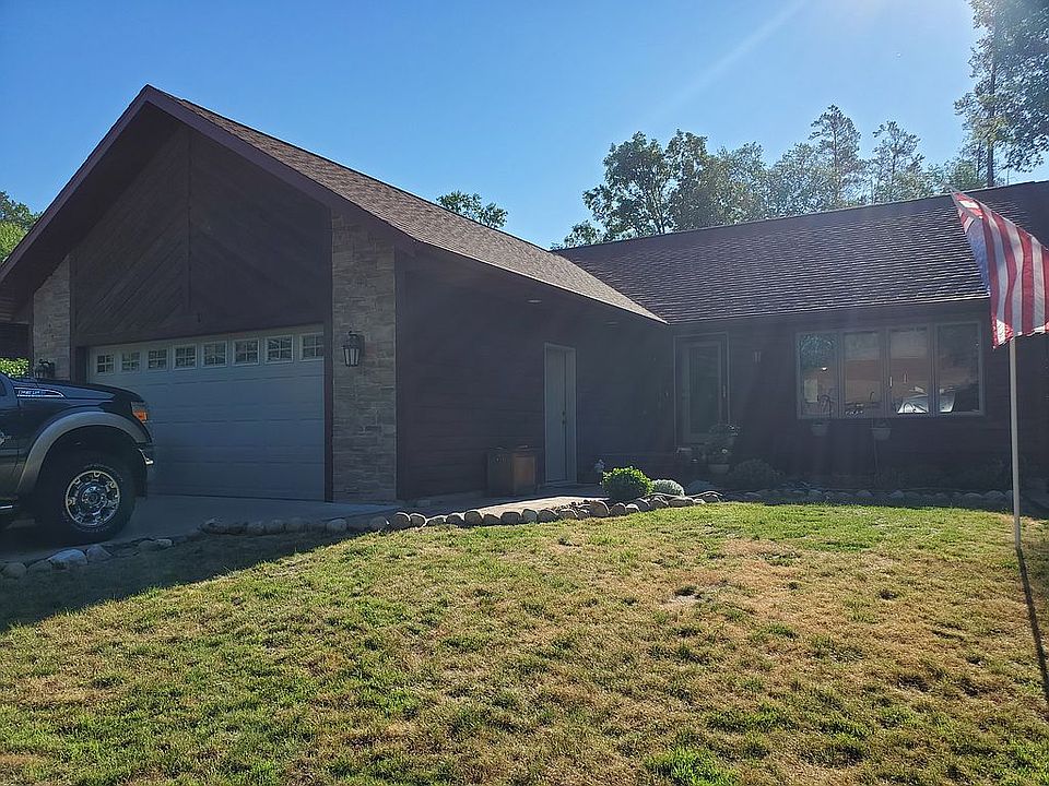 1st image of 30314 N Pinewood Dr