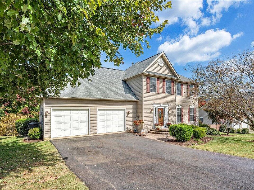 1st image of 5811 Crumpacker Dr