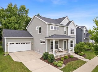 2823 No Oaks Rdg, Fitchburg, WI 53711