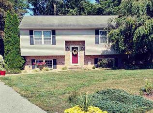 44 Bentley Cir, Grottoes, VA 24441