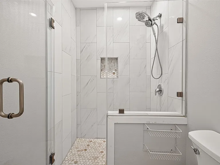 12930 Kimberley Ln — Photo 36