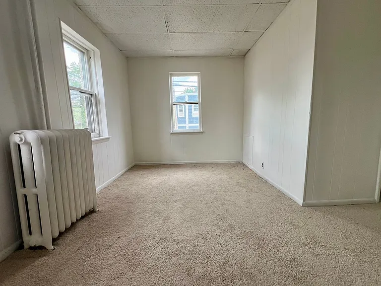 Clifton Ave 1001 — Photo 18