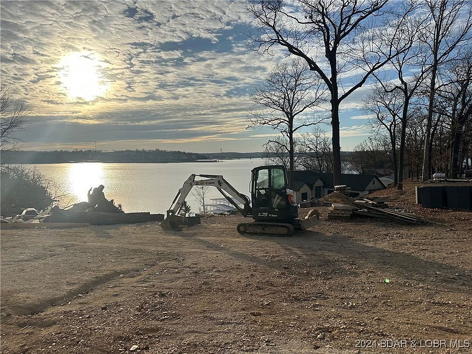 2nd image of 88 Old English Point