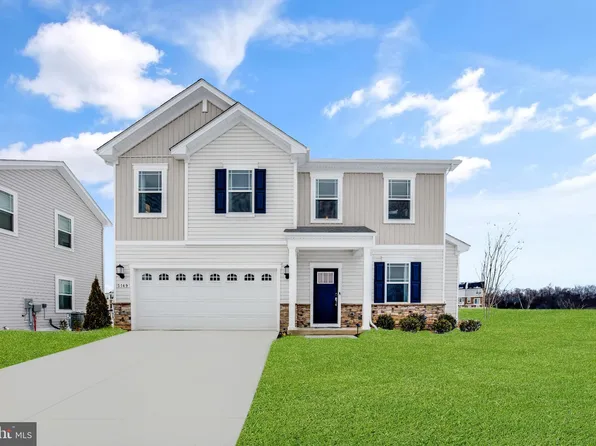 10631 Roundstone Ln, White Plains, MD 20695