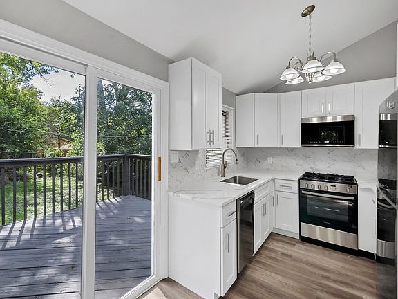 3rd image of 21855 W 4th St