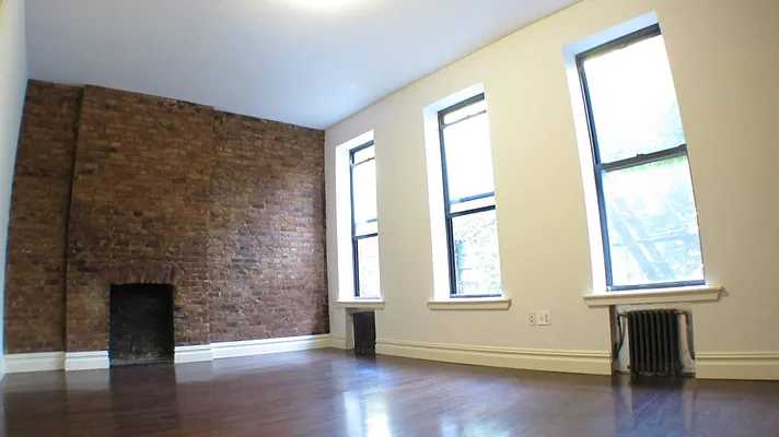 Rented by Keller Williams NYC | media 20
