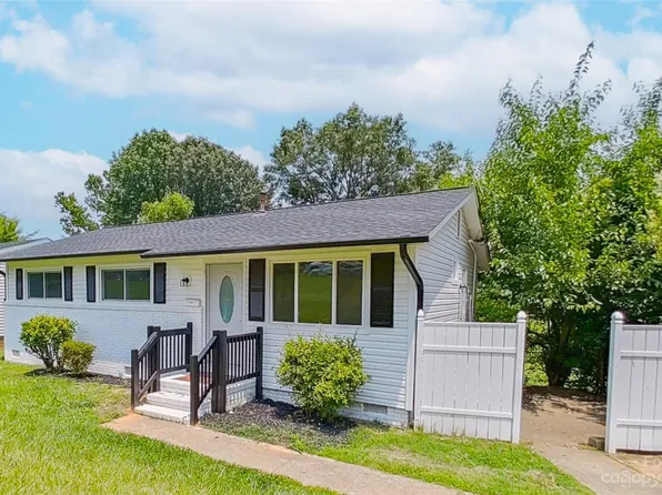 2711 Abelwood Rd, Charlotte, NC 28216