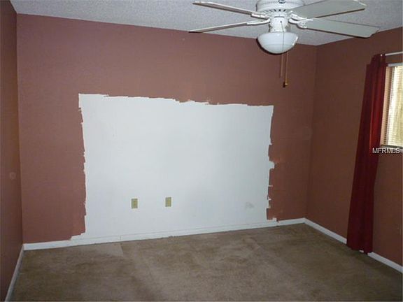 3rd image of 4126 Plantation Cove Dr