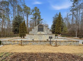 605 Lofty Ln SW, Atlanta, GA 30331