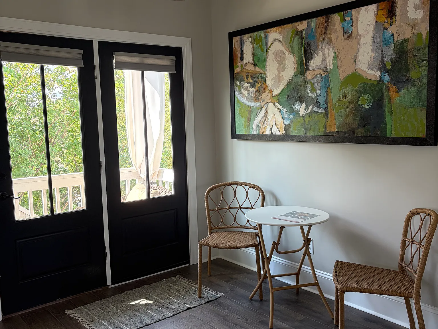 1 bed, 900 sqft, $1,600 — Photo 1