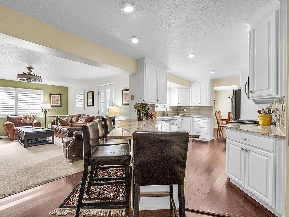 1st image of 6653 S Guntherwoods Ln